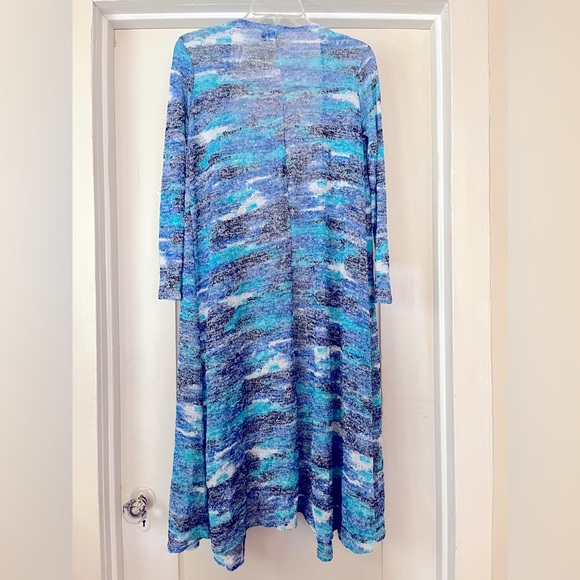 Lularoe Blue Camo Sarah - Picture 2 of 3